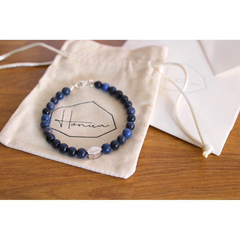 Bracelet made of Natural Lapis Lazuli...