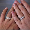 Engagement rings of 5 grams. Simple 4 mm 925 silver with engravings.