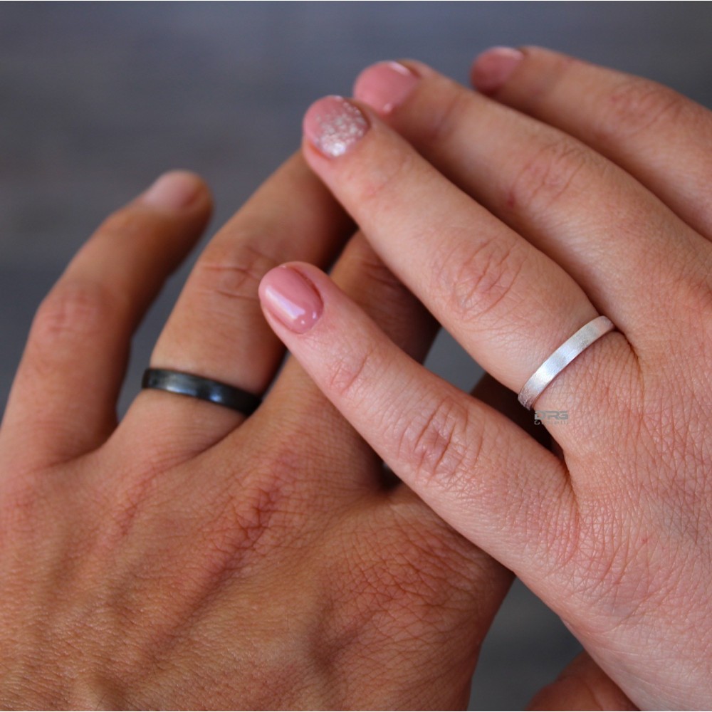 Couple of engagement rings in 925%...