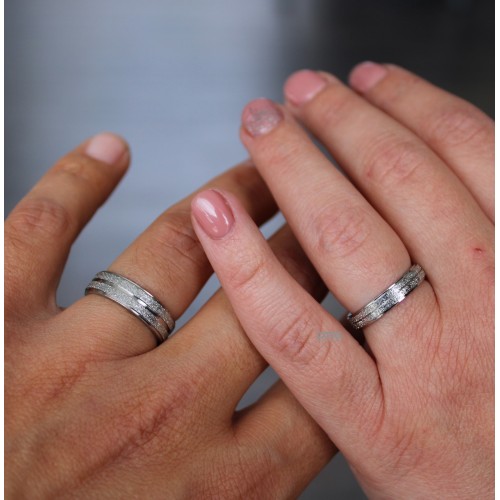 Couple Rings Engagement... 2