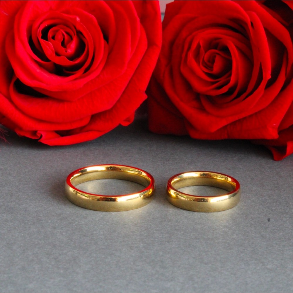 Couple of rings Engagement rings...