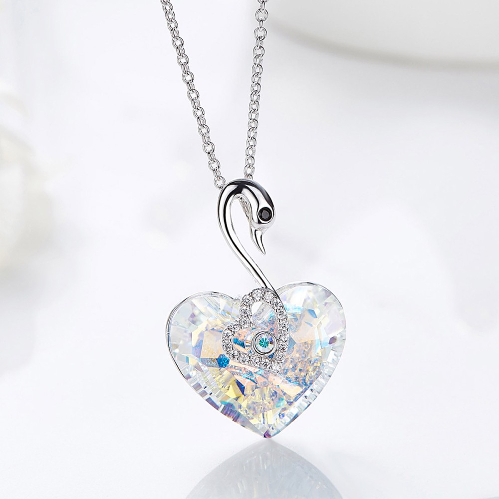 Collana Donna Cigno con Cuore Aurora...