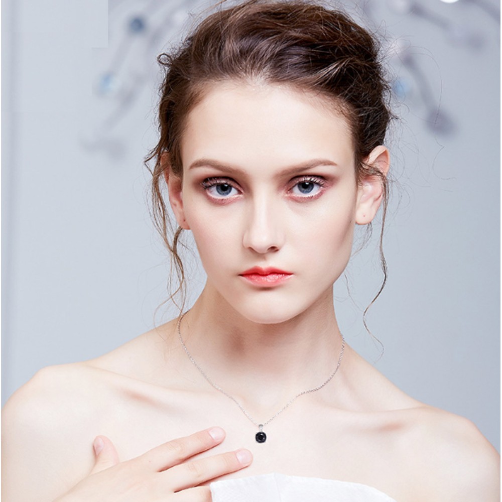 Women's Necklace with Black Light...