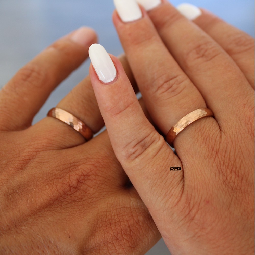 Coppia fedi Nuziali Moderne Oro Rosa Acciaio Classiche 4 mm