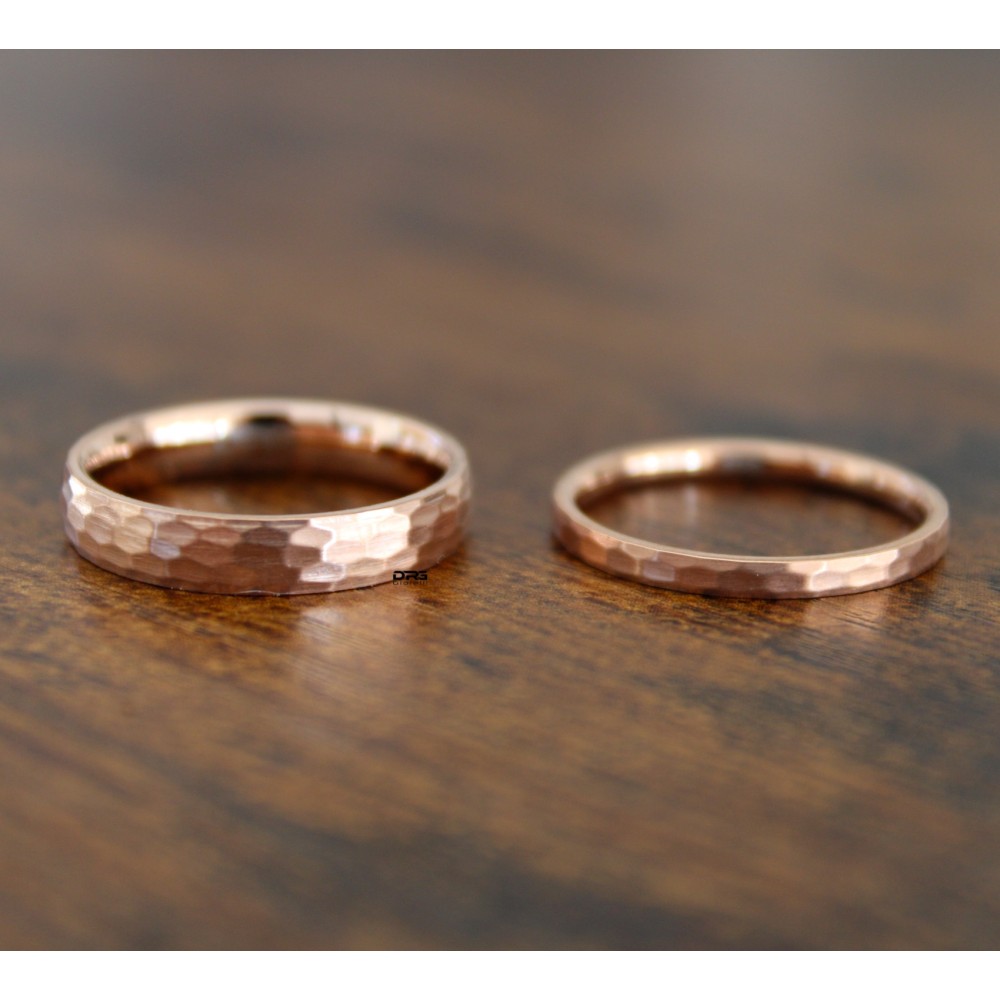 Coppia oro rosa martellate anelli uomo donna