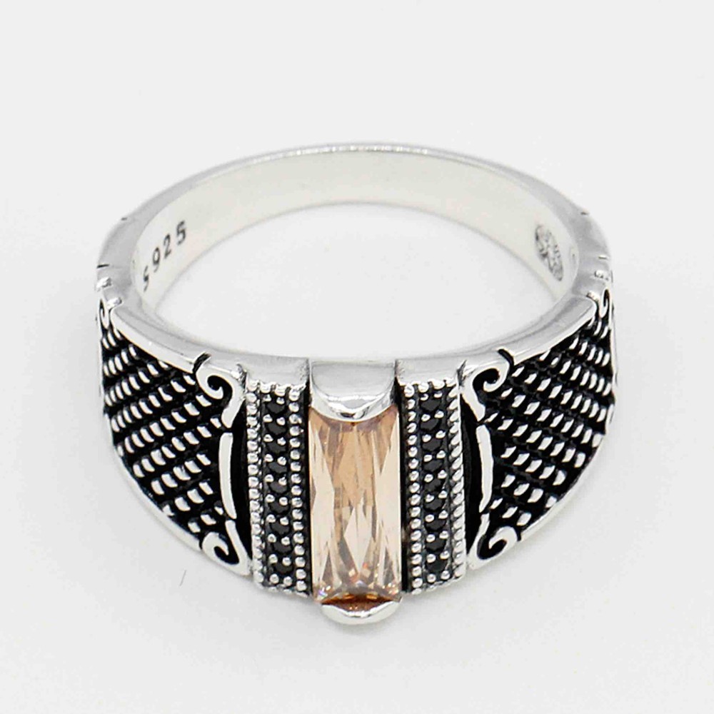 925% Silver Ring with Vintage...