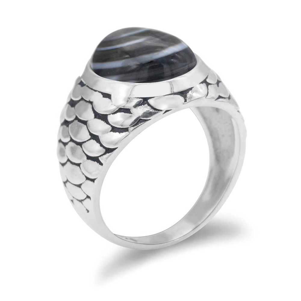Vintage 925% silver chevalier ring...