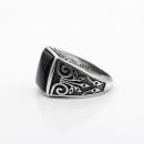 Anello Lucifer Argento 925% con Incisione Chevalier Quadrato Pietra Nera