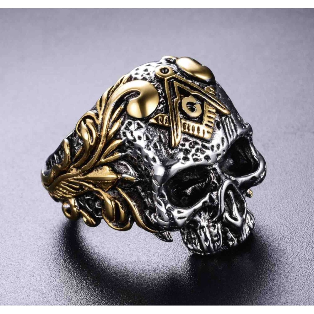 Steel skull ring in Masonic style