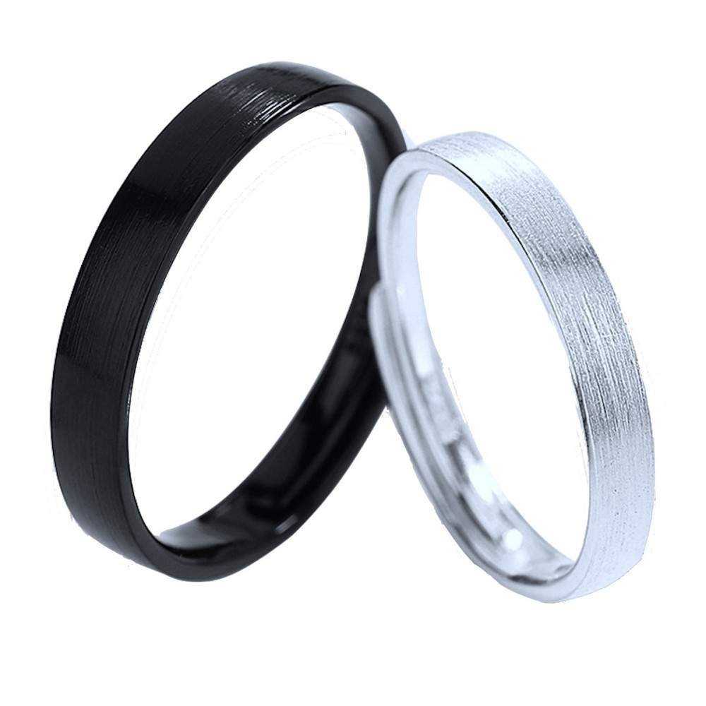 Couple of engagement rings in 925%...